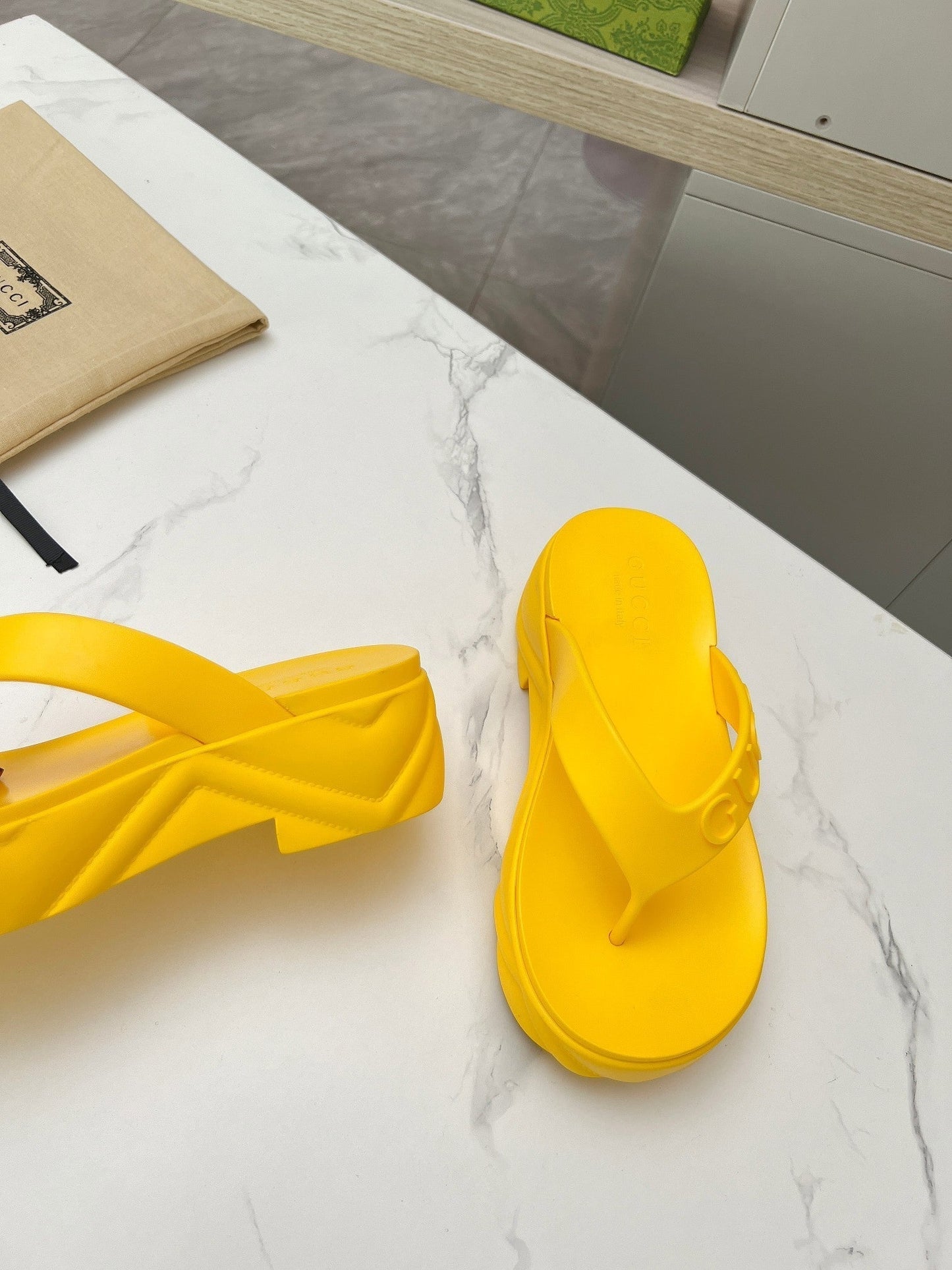 GUCCI THONG PLATFORM IN BRIGHT YELLOW IMPORTED TPU