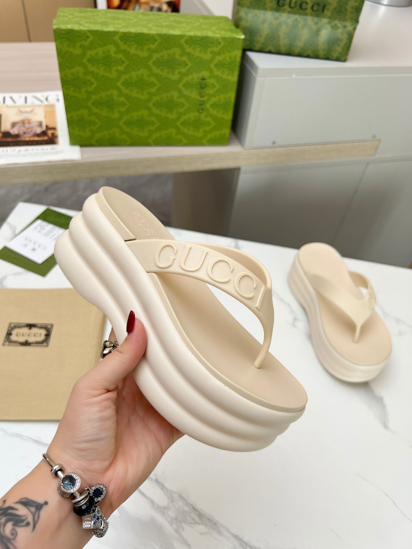 GUCCI THONG PLATFORM 5 CM IN BEIGE CREAM IMPORTED TPU