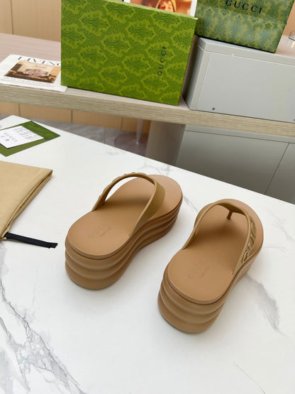 GUCCI THONG PLATFORM 5 CM IN CIDER BROWN IMPORTED TPU