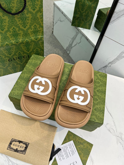 GUCCI PLATFORM SLIPPERS IN PEANUT BROWN IMPORTED TPU