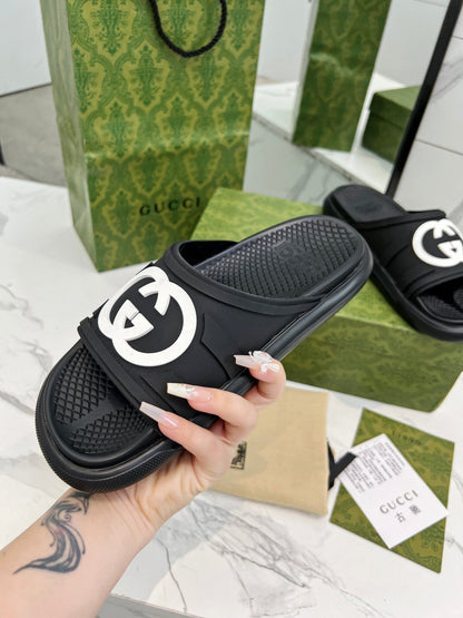 GUCCI PLATFORM SLIPPERS IN BLACK IMPORTED TPU