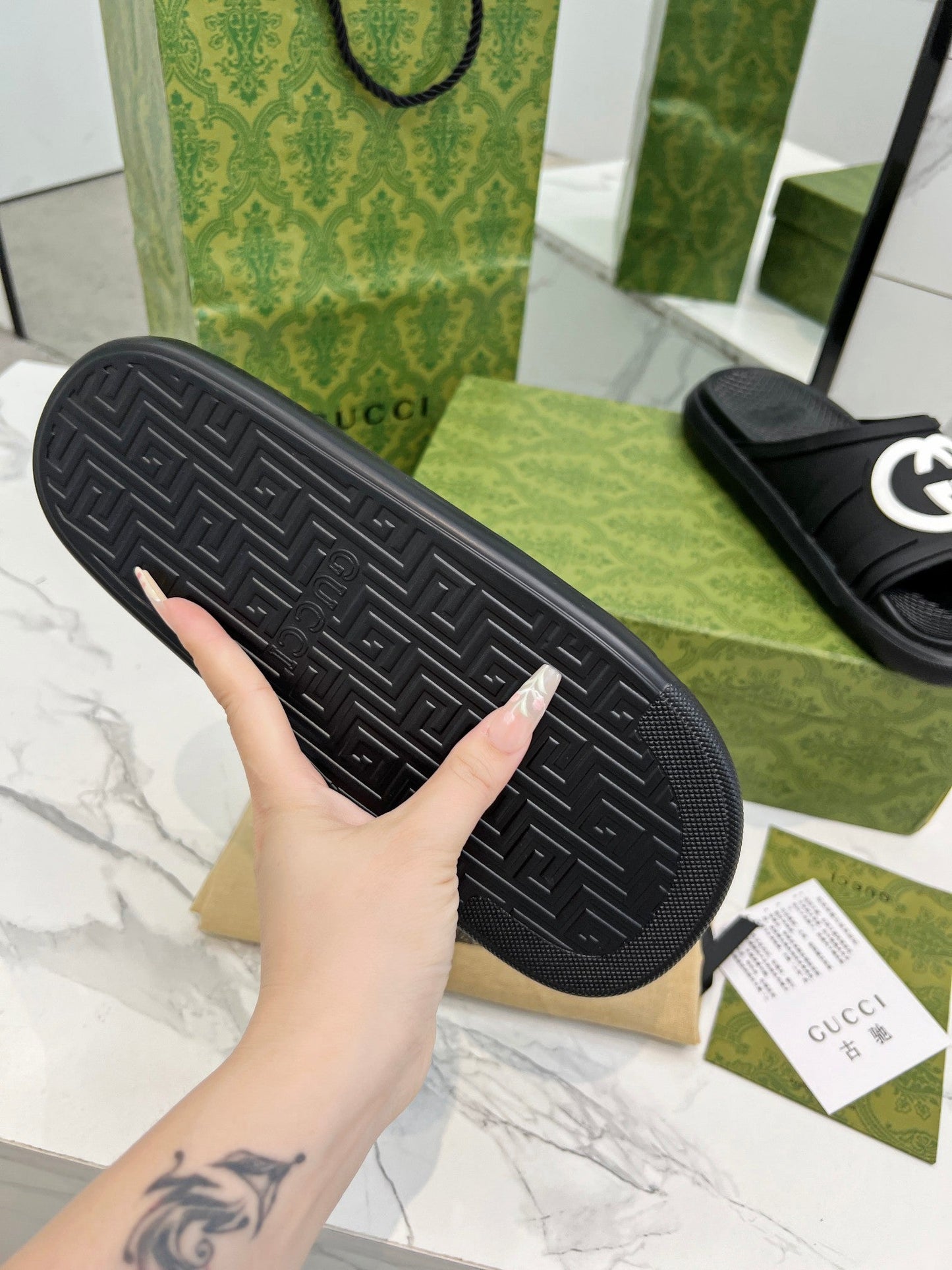 GUCCI PLATFORM SLIPPERS IN BLACK IMPORTED TPU