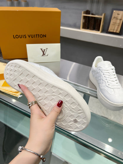 LOUIS VUITTON LV WOMEN GROOVY PLATFORM IN WHITE EMBOSSED CALFSKIN