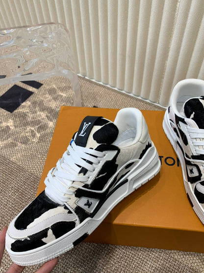 LOUIS VUITTON LV TRAINER SNEAKER BLACK MIX WHITE