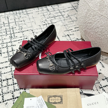 GUCCI MARY JANE FLAT IN BLACK CALFSKIN