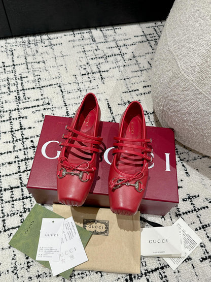 GUCCI MARY JANE FLAT IN CRIMSON RED CALFSKIN