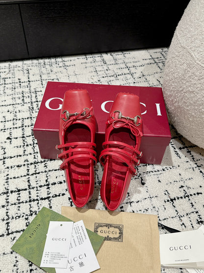 GUCCI MARY JANE FLAT IN CRIMSON RED CALFSKIN