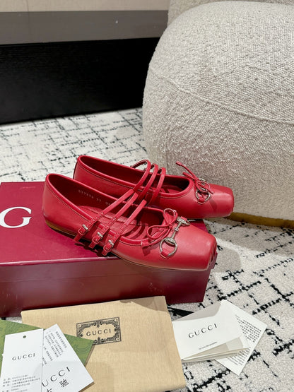 GUCCI MARY JANE FLAT IN CRIMSON RED CALFSKIN