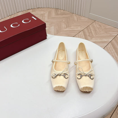 GUCCI BALLET FLAT LIGHT CREAM SILK