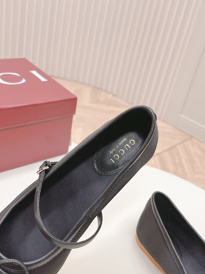 GUCCI BALLET FLAT BLACK SILK