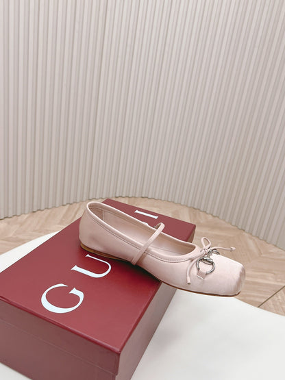 GUCCI BALLET FLAT PASTEL PINK SILK