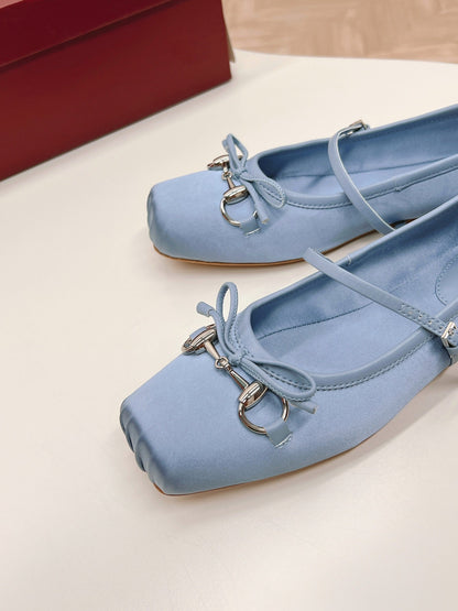 GUCCI BALLET FLAT SKY SILK