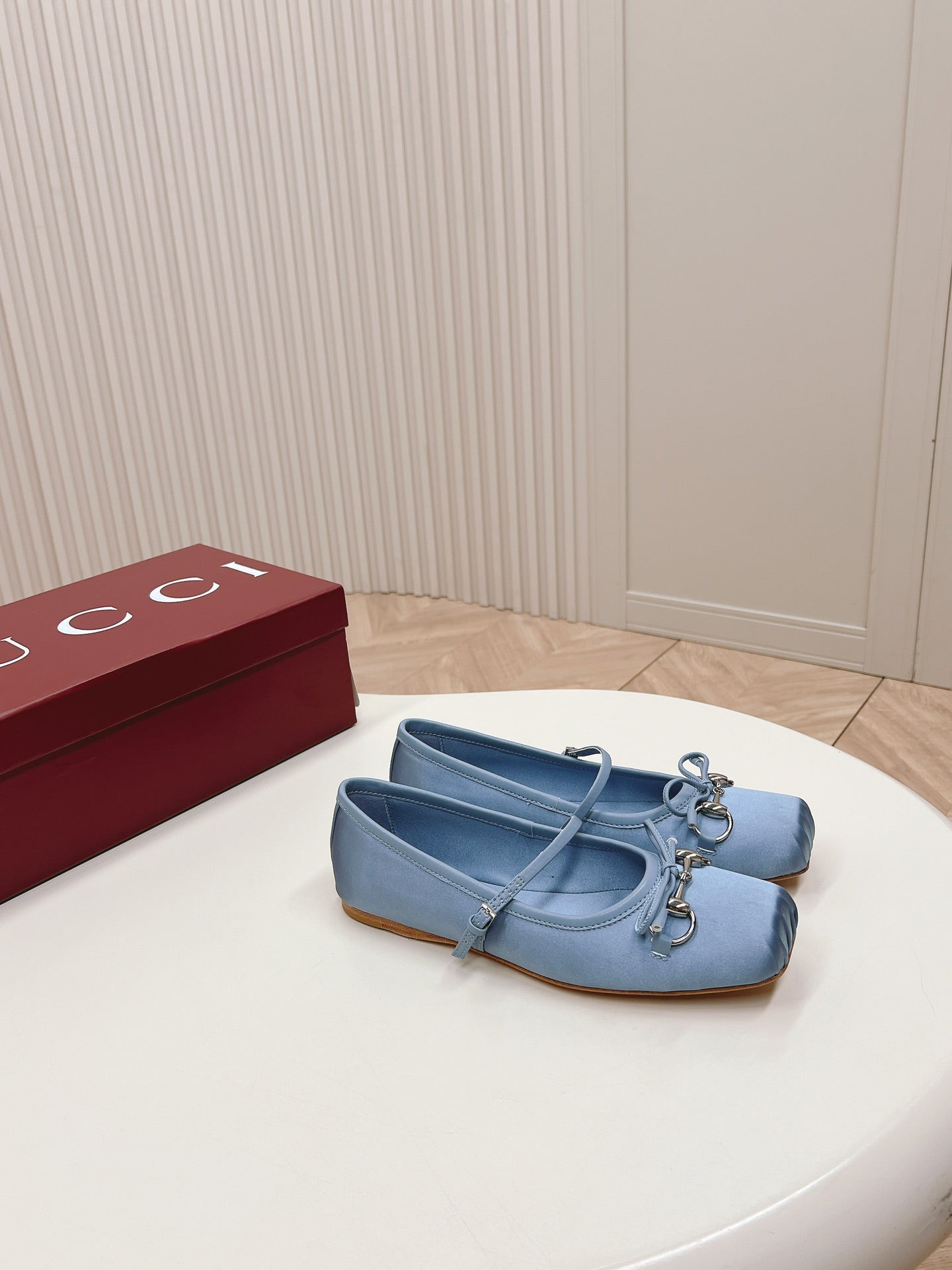 GUCCI BALLET FLAT SKY SILK