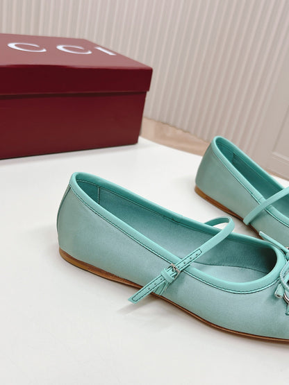 GUCCI BALLET FLAT ARCTIC SILK
