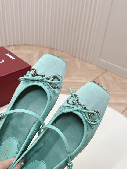 GUCCI BALLET FLAT ARCTIC SILK