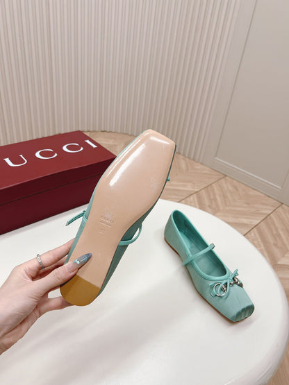 GUCCI BALLET FLAT ARCTIC SILK