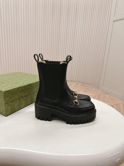 GUCCI MARTIN HORSEBIT BOOTS IN BLACK IMPORTED CALFSKIN