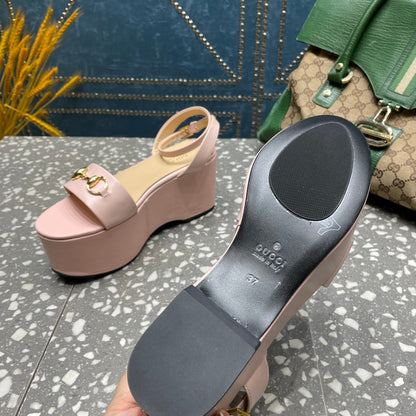 GUCCI HORSEBIT PLATFORM SANDAL PASTEL PINK CALFSKIN