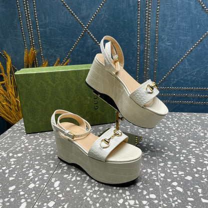 GUCCI HORSEBIT FLATFORM SANDAL GLOSSY WHITE CALFSKIN