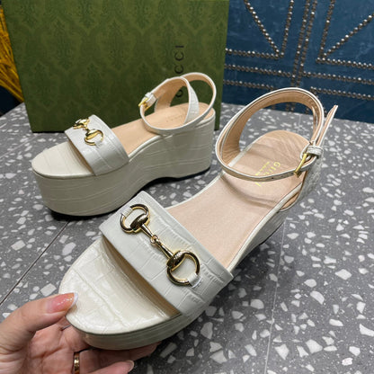 GUCCI HORSEBIT FLATFORM SANDAL GLOSSY WHITE CALFSKIN
