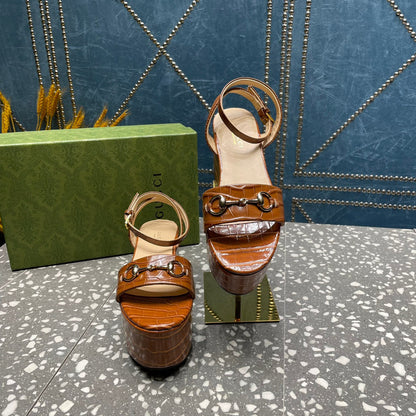 GUCCI HORSEBIT FLATFORM SANDAL CARAMEL CALFSKIN