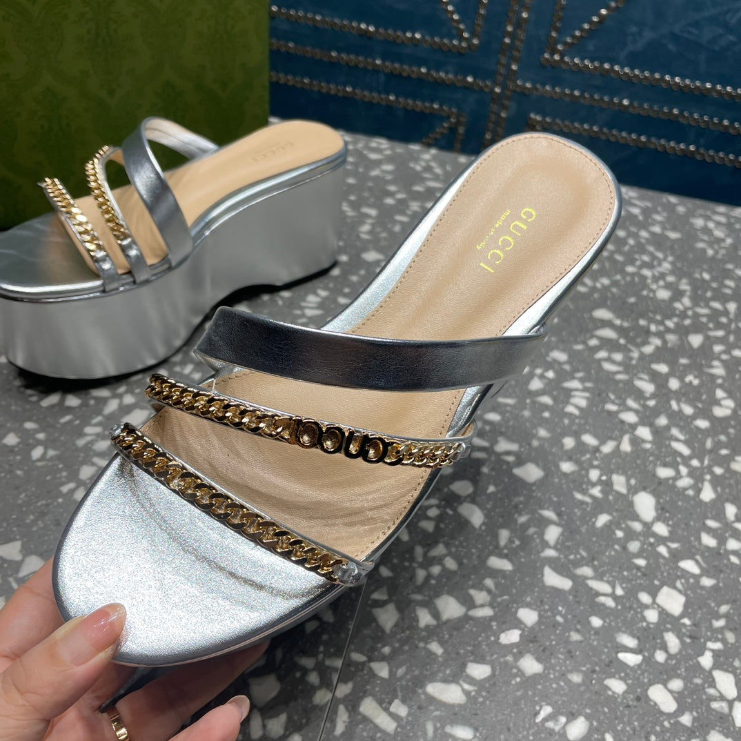 GUCCI HIGH WEDGE PLATFORM IN SILVER CALFSKIN WITH GOLD HARDWARE