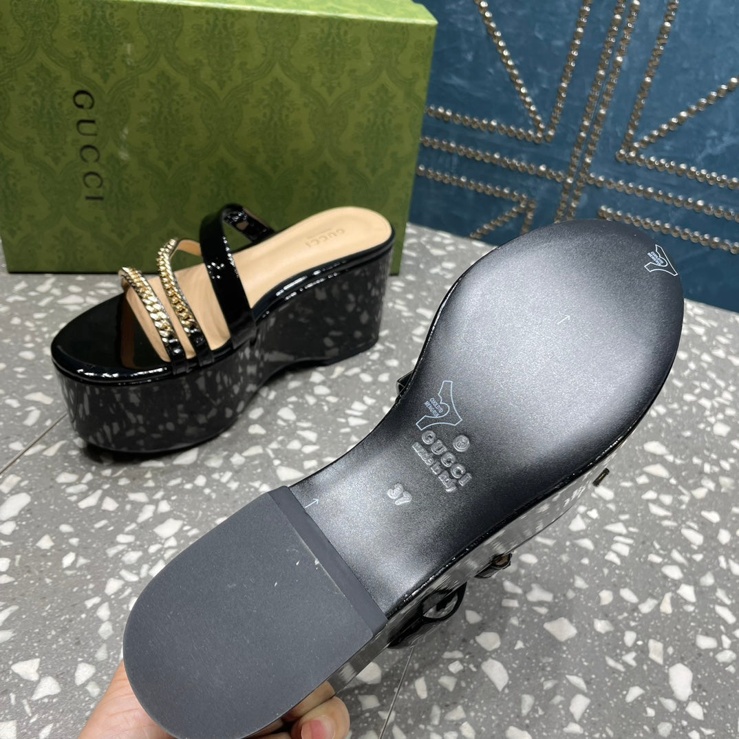 GUCCI HIGH WEDGE PLATFORM IN BLACK CALFSKIN WITH GOLD HARDWARE
