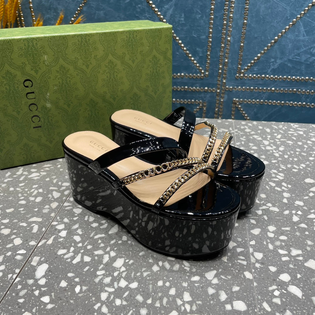 GUCCI HIGH WEDGE PLATFORM IN BLACK CALFSKIN WITH GOLD HARDWARE