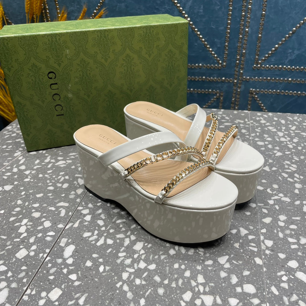 GUCCI HIGH WEDGE PLATFORM IN WHITE CALFSKIN WITH GOLD HARDWARE