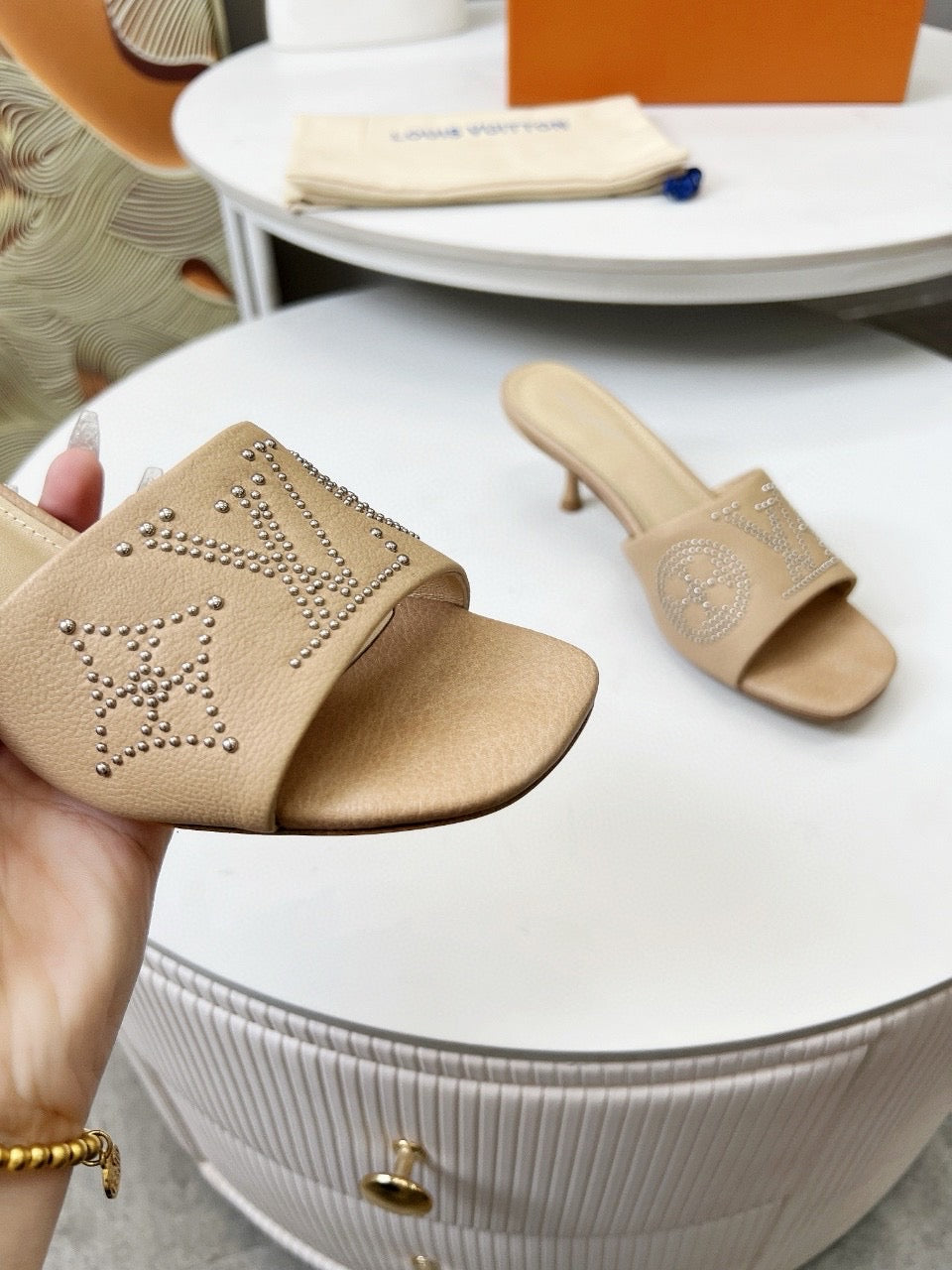 LOUIS VUITTON HIGH MULE IN CAMEL BEIGE LAMBSKIN WITH RHINSTONES 55 MM