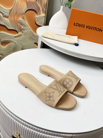 LOUIS VUITTON FLAT SLIDE IN BISQUE BEIGE LAMBSKIN WITH RHINSTONES
