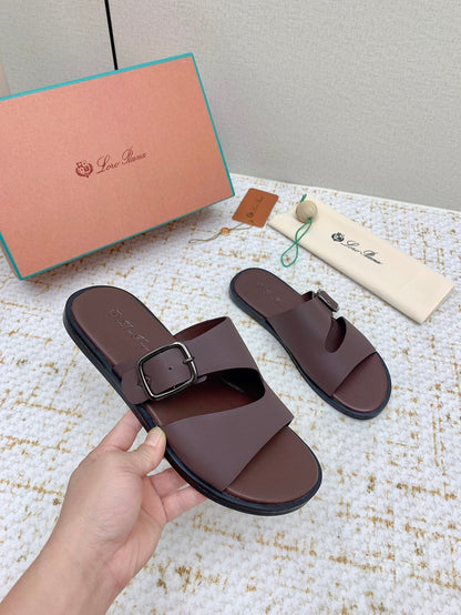 SANDALS IN BROWN CALFSKIN