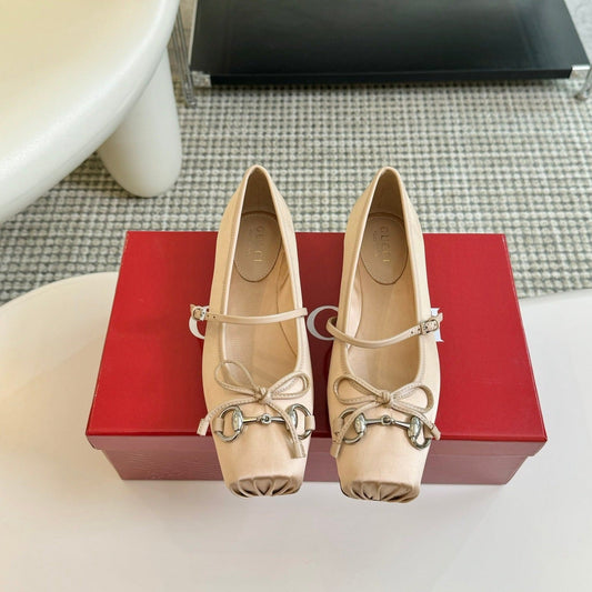 GUCCI BALLET FLAT CREAM SILK