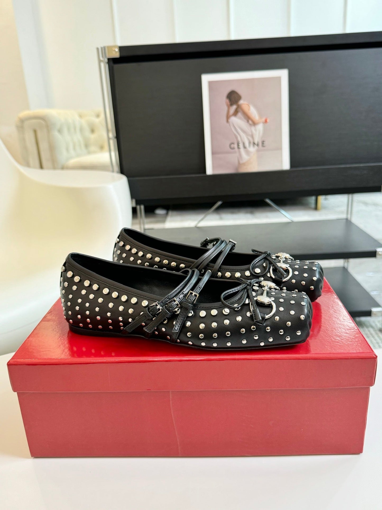 GUCCI RIVETS BALLET FLAT BLACK HORIZONTAL STRAPS LAMBSKIN