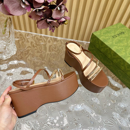 GUCCI PLATFORM SANDAL CARAMEL CALFSKIN WITH CHAINS