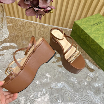GUCCI PLATFORM SANDAL CARAMEL CALFSKIN WITH CHAINS