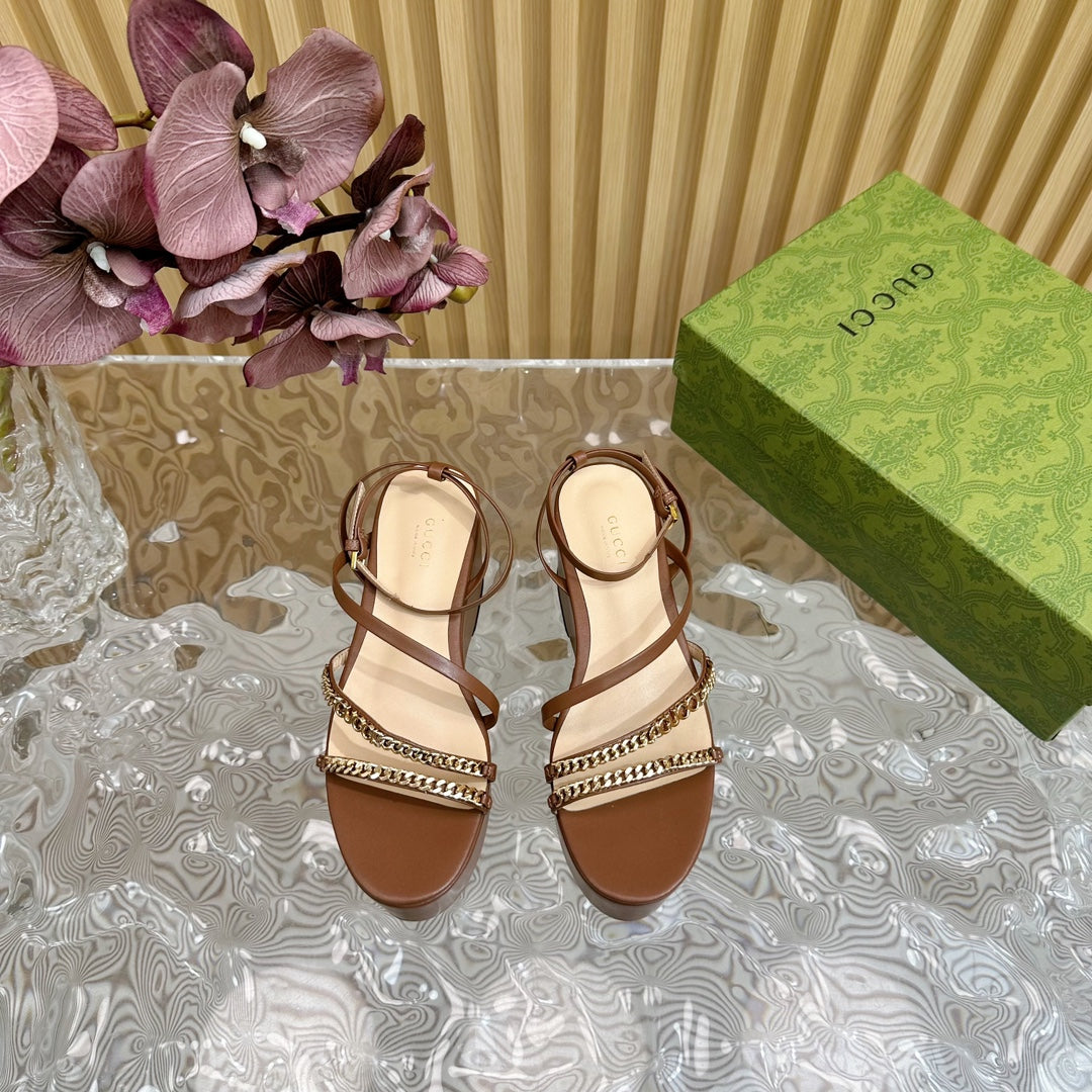 GUCCI PLATFORM SANDAL CARAMEL CALFSKIN WITH CHAINS