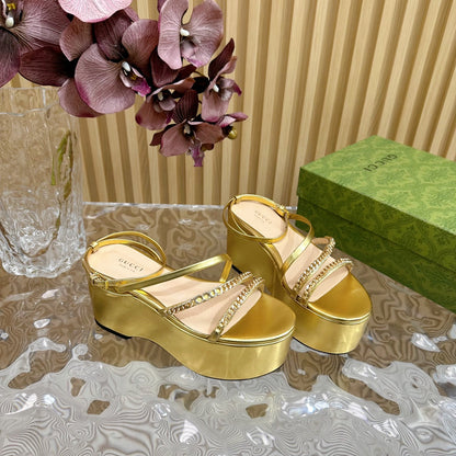 GUCCI PLATFORM SANDAL METALLIC GOLD CALFSKIN WITH CHAINS