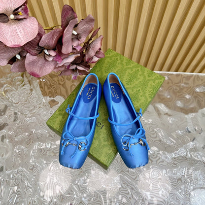 GUCCI BALLET FLAT IN COBALT BLUE SILK WITH SILVER HARDWARE