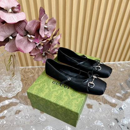 GUCCI BALLET FLAT IN BLACK SILK WITH SILVER HARDWARE
