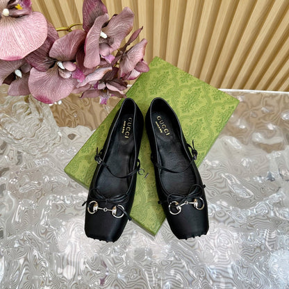 GUCCI BALLET FLAT IN BLACK SILK WITH SILVER HARDWARE