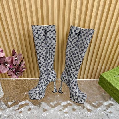 GUCCI PLATFORM KNEE BOOTS IN LIGHT GRAY MONOGRAM CANVAS AND SHEEPSKIN LINING