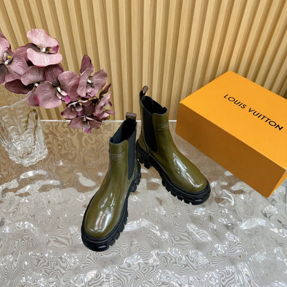 LOUIS VUITTON BOTTINE LV BEAUBOURG IN ARMY GREEN GLOSSY CALFSKIN