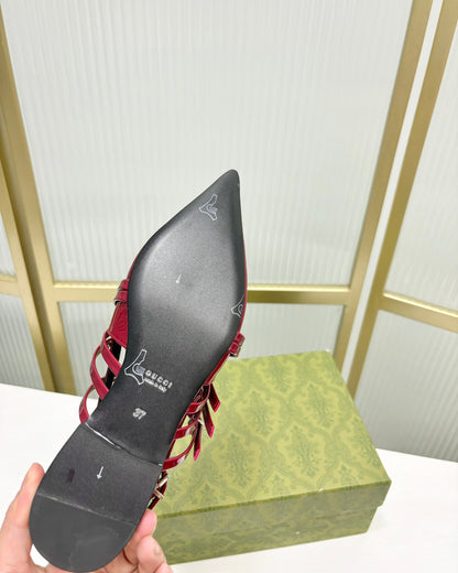 GUCCI STRAPPY FLAT SLINGBACK IN SCARLET RED GLOSSY CALFSKIN