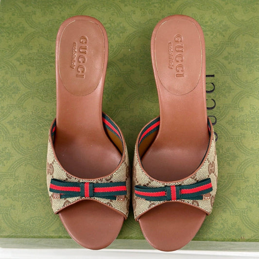 GUCCI Vintage High Heel Slippers Brown