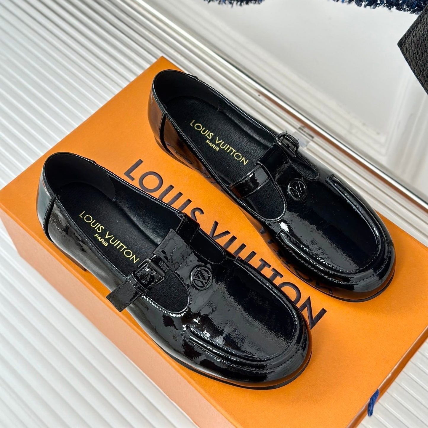LOUIS VUITTON LV WOMEN SOHO FLAT MARY JANE IN BLACK CALFSKIN