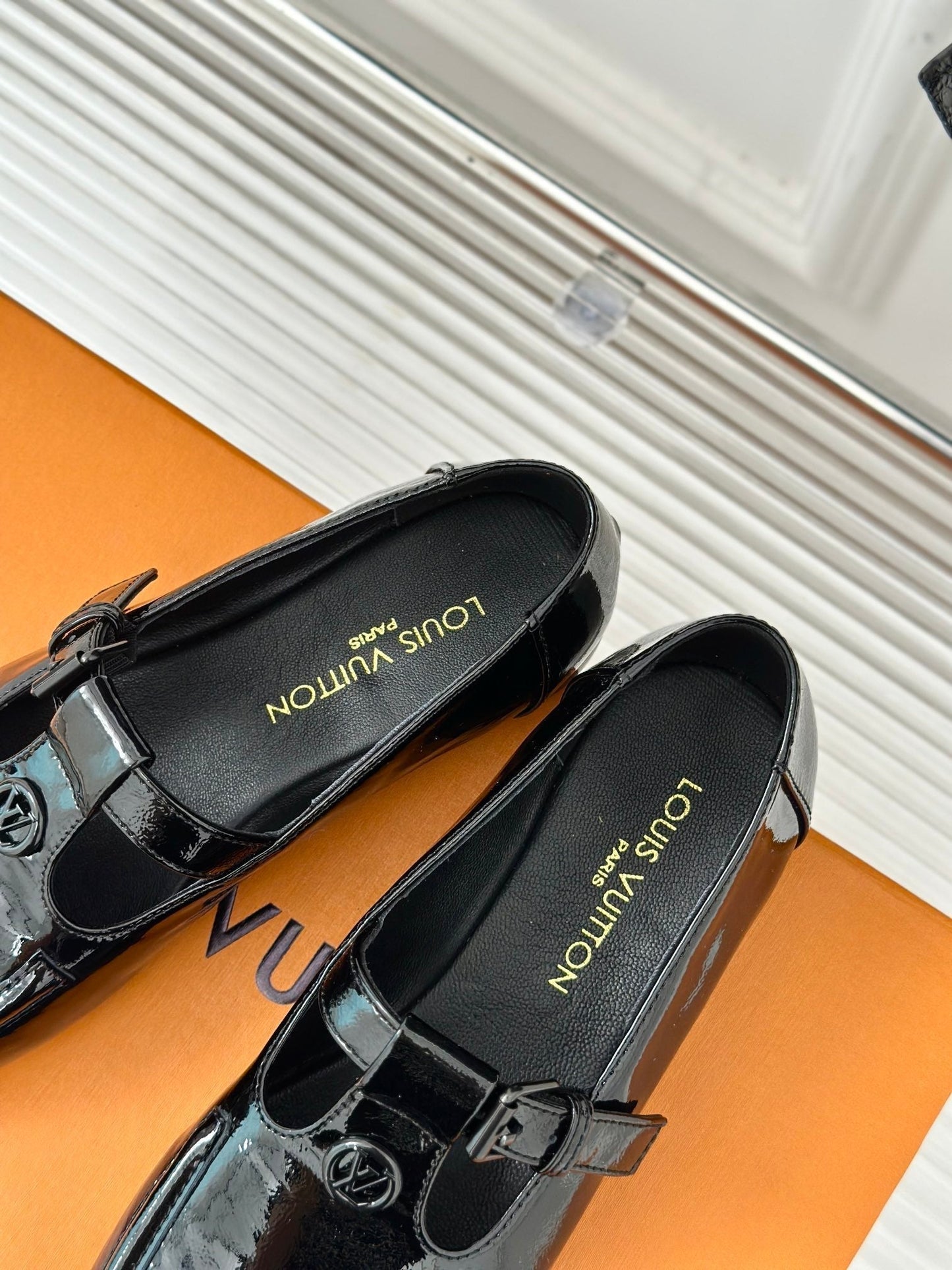 LOUIS VUITTON LV WOMEN SOHO FLAT MARY JANE IN BLACK CALFSKIN
