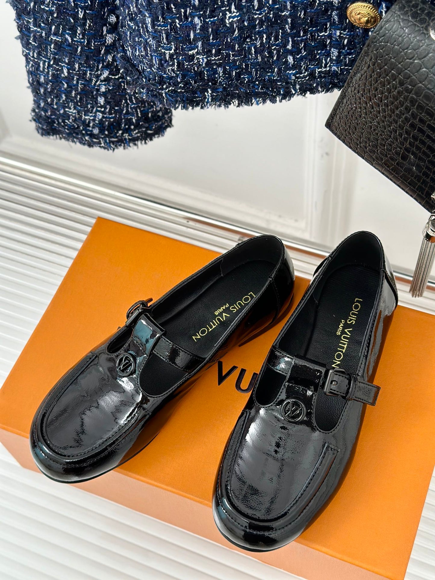 LOUIS VUITTON LV WOMEN SOHO FLAT MARY JANE IN BLACK CALFSKIN