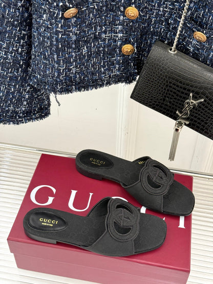 GUCCI SLIDE SANDALS IN BLACK FABRIC EMBOSSED LOGO STYLE 1