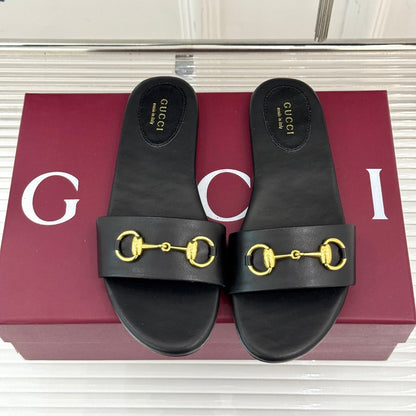 GUCCI SLIDE SANDALS IN BLACK CALFSKIN WITH GOLD HARDWARE